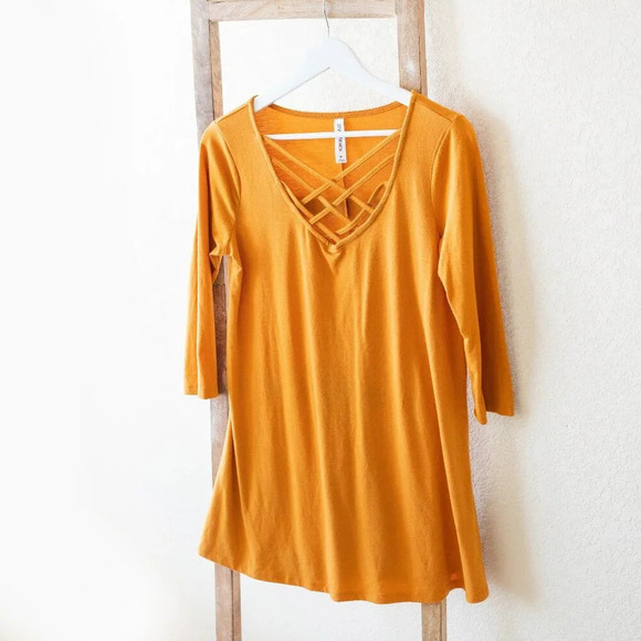 ZENANA MUSTARD FALL YELLOW 3/4 SLEEVE BRAIDED CAGE FRONT TUNIC TOP - Picture 1 of 9